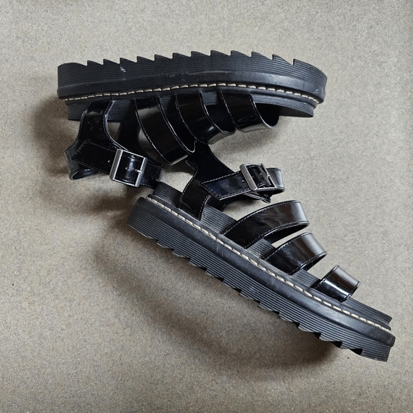 Portland Dolly Women Sz 6.5 black faux leather chunky strappy platform sandals - Picture 4 of 13